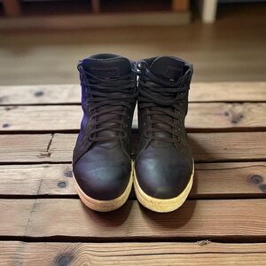 TCX Motorcycle Riding Shoes – Black – Casual Sneaker Style – Men’s Size 9